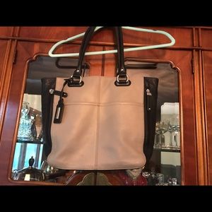 Tignanelli Perf Pkt Med Tote Retail $165  Mush/Blk